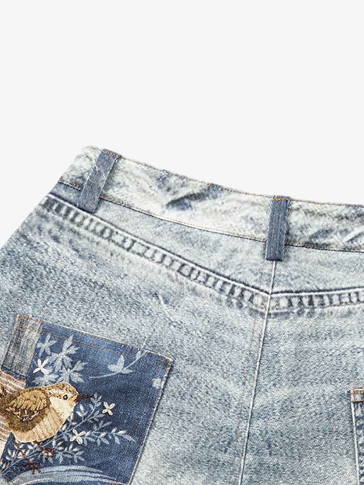 Charm Detail Graphic Denim Shorts 