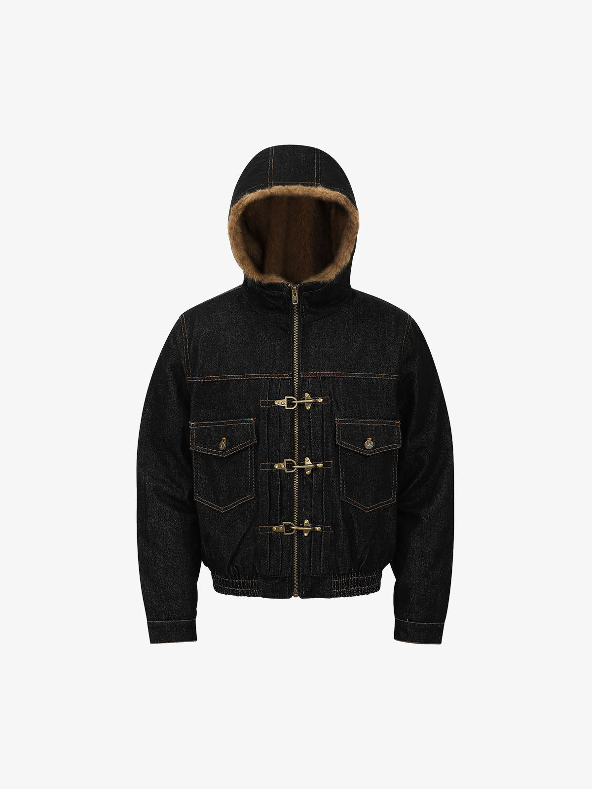 Edgy Spike-Embellished Sunglasses for Bold Fashion Statements 