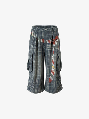 Karierte Cargo-Shorts mit weitem Bein