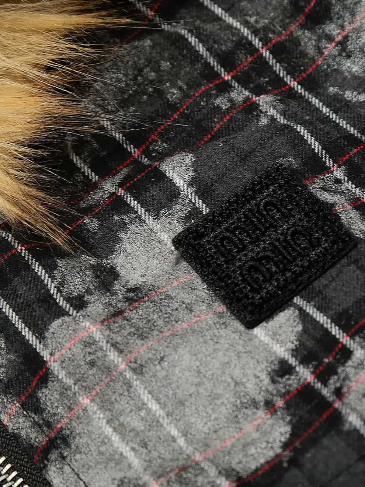 Winter Camouflage Puffer Jacket with Detachable Faux Fur Hood - Perfect for Outdoor Adventures 