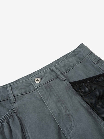 Industrielle graue Cargohose mit Mesh-Patchwork und mehreren Taschen