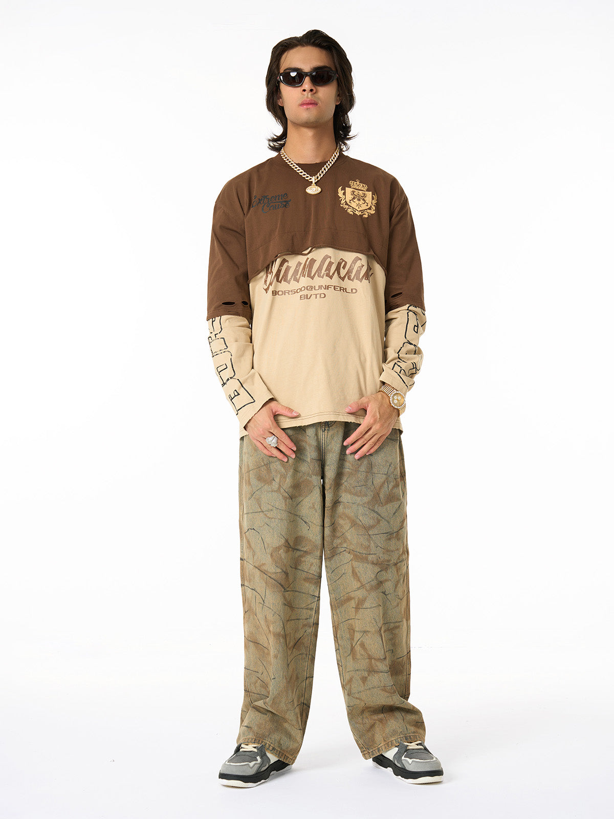 Stylish Long Sleeve Graphic Tee with Camouflage Pants Set for Men 