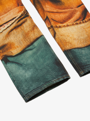 Distressed Graphic Washed Jeans