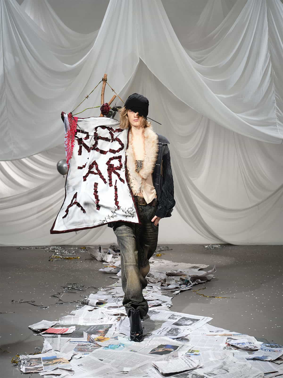 Stylish Denim Jacket with Cable Knit Sleeves and Leather Patches for Men 