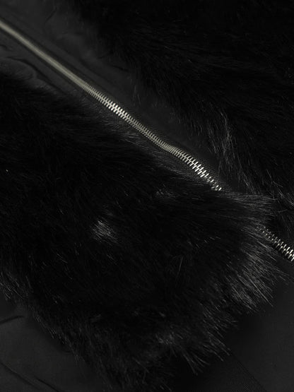 Stylish Faux Fur Trimmed Bomber Jacket for Winter Fashion 