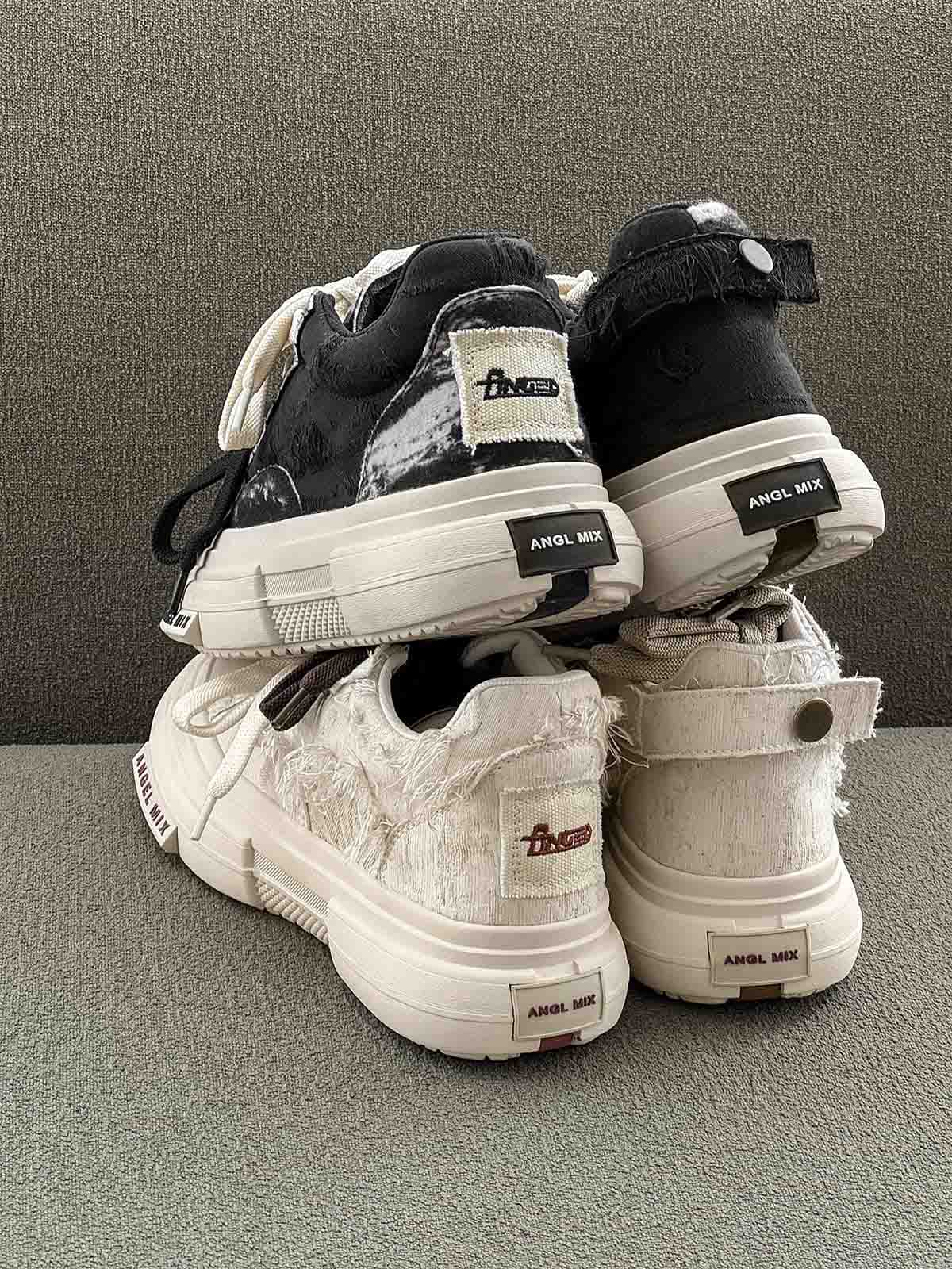 Stylish Chunky Sneakers with Dual Shoelaces for Everyday Wear 