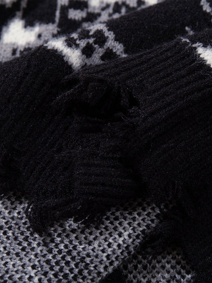 Skull Pattern Knit Sweater for Casual and Fashionable Looks 