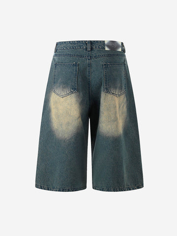Jeansshorts mit Used-Look und SUPM-Buchstabenprint