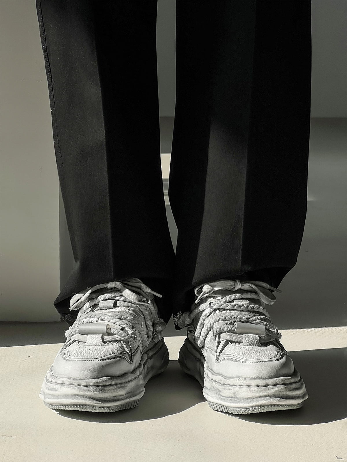 Height-Enhancing Sneakers with Hidden 7.0cm Lift for Everyday Wear 