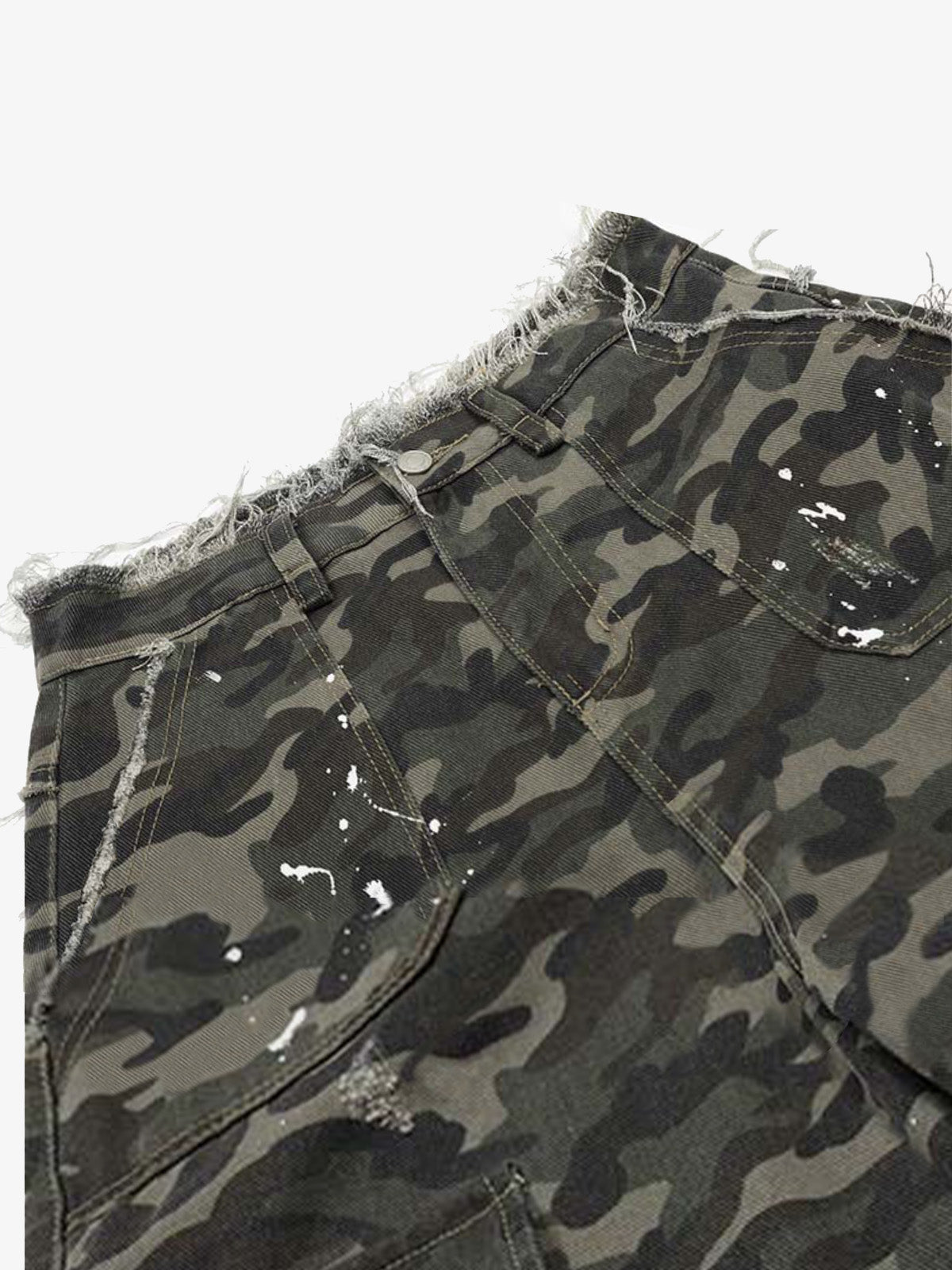 Distressed Camo Multi-Pocket Straight-Leg Jorts - 2611 