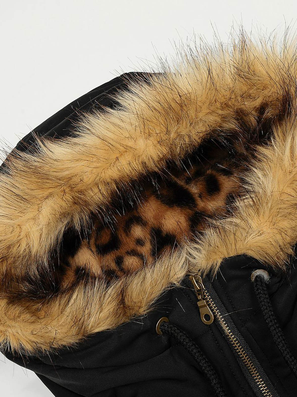 Winter Essential Puffer Jacket with Detachable Fur Hood - Perfect for Cold Weather 