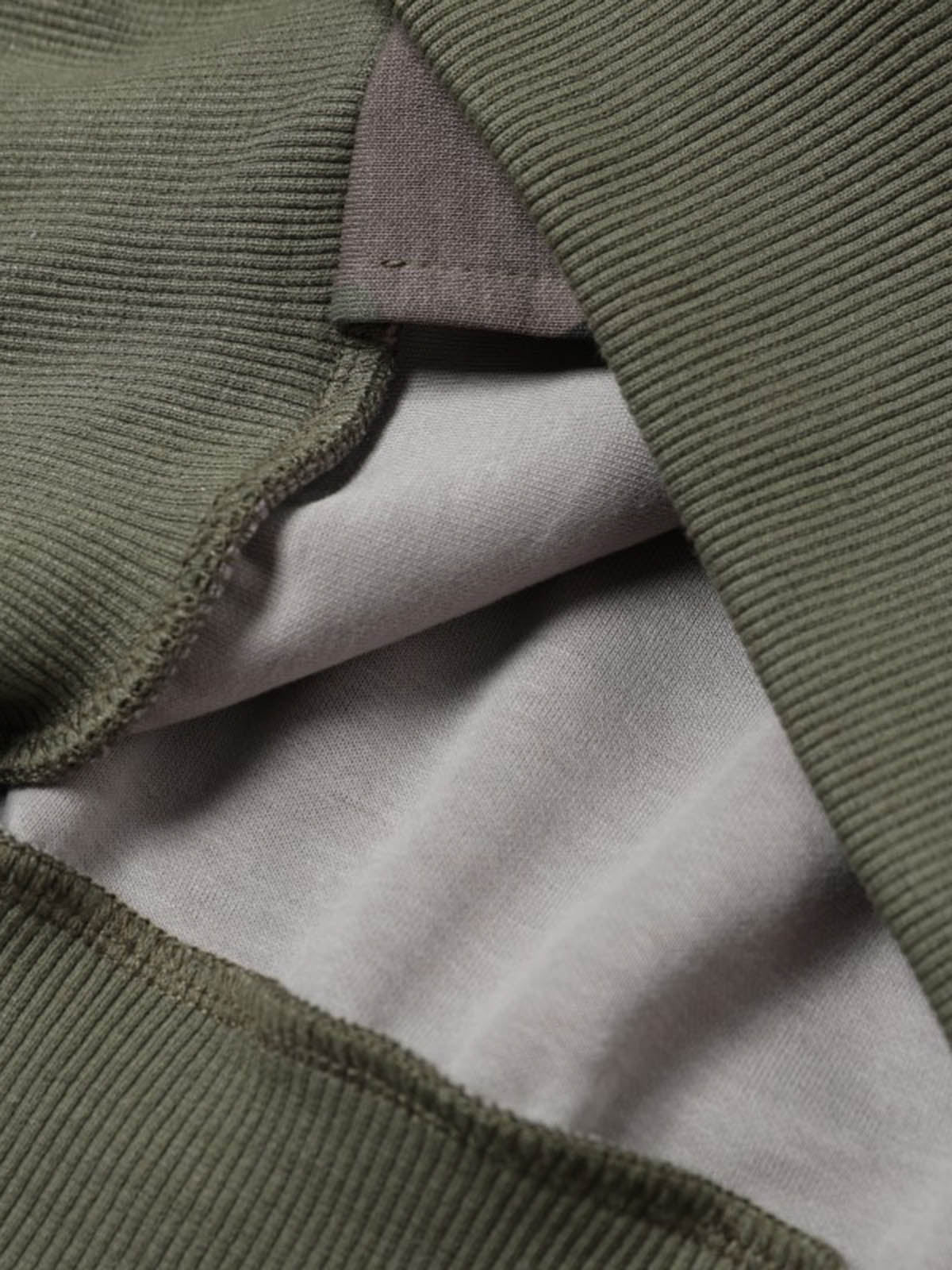 Camouflage Hooded Jacket with Heart Design - Perfect for Casual and Outdoor Wear 