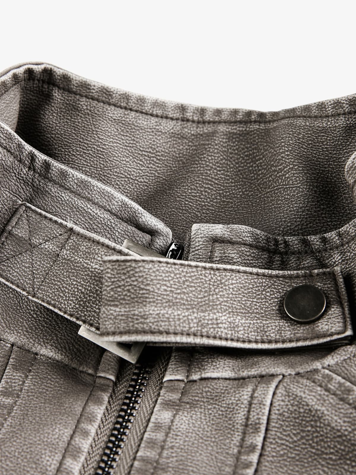 Stylish Gray Bomber Jacket for Modern Fashionistas 