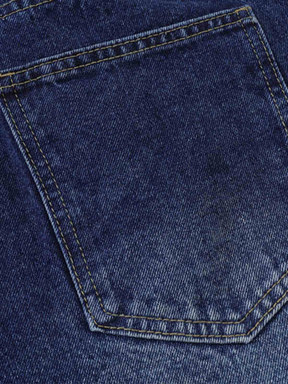 Stylish Star-Patch Denim Shorts for Summer - Perfect for Casual Outings and Festivals 