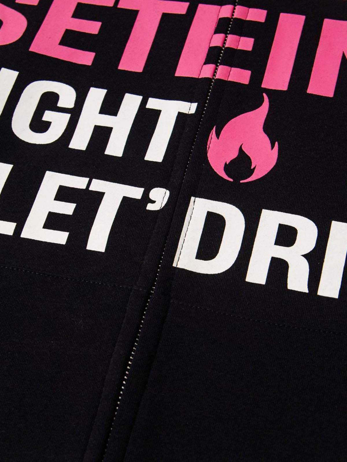 Stylish Hooded Sweatshirt with Bold Graphic Print for Night Out Adventures 