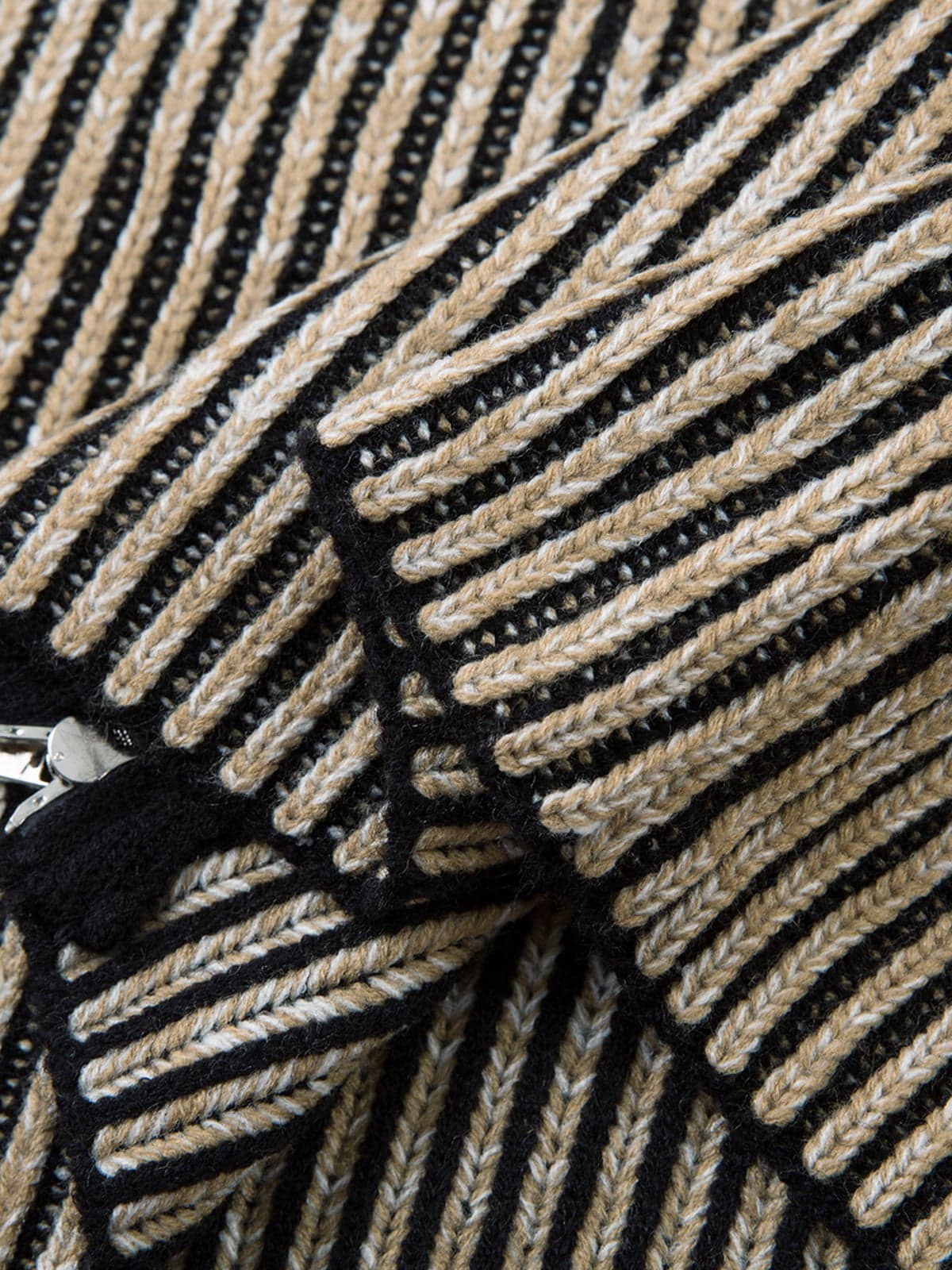 Striped Zip-Up Jacket for Casual Elegance 