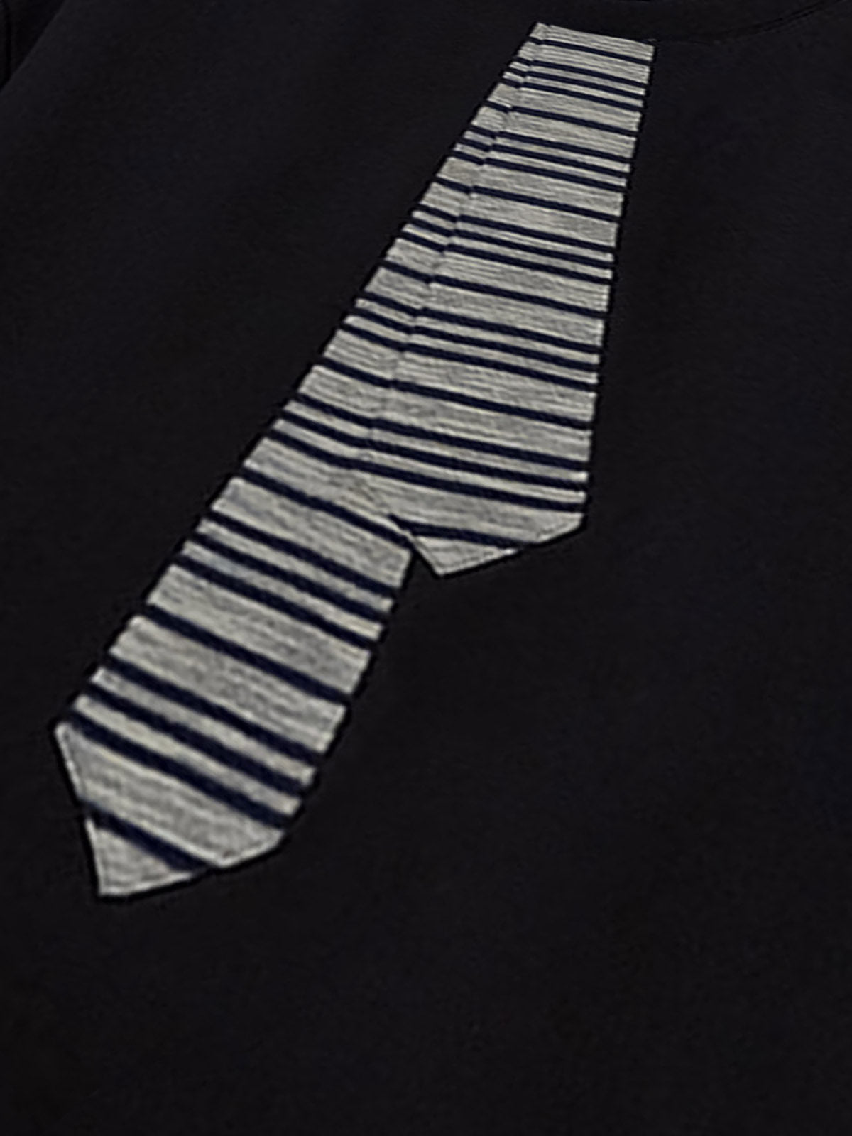 High Street Tie Embroidered Design T-shirt 
