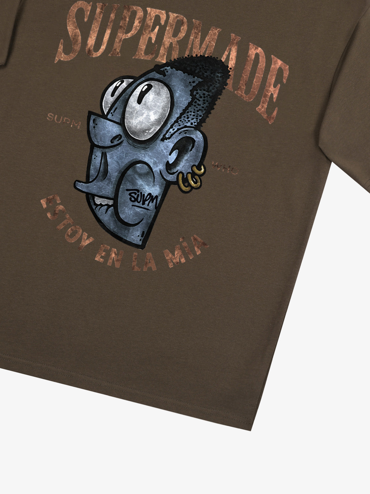 Graphic Print T-Shirt with Bold Artwork and Trendy Design 
