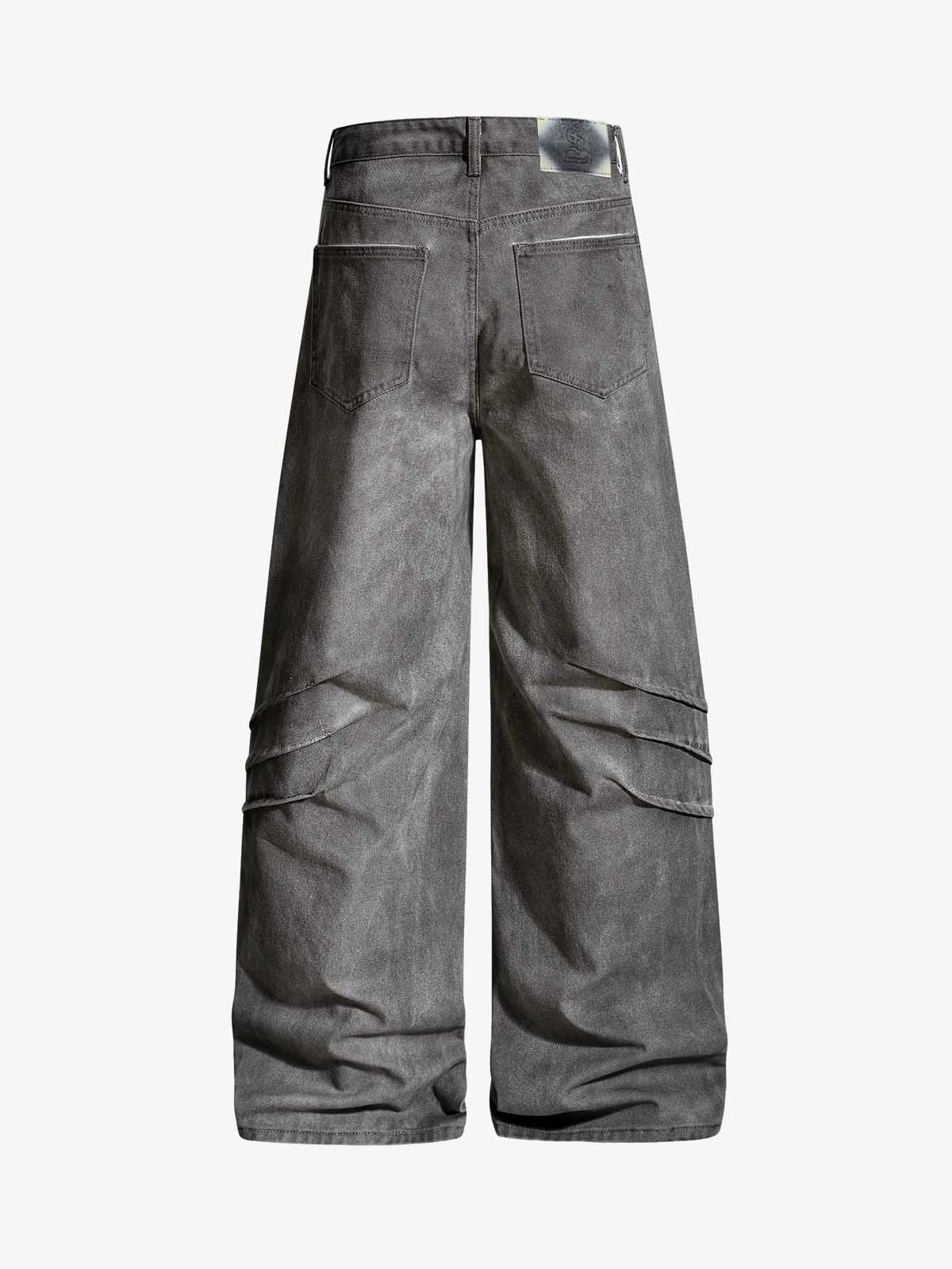 Washed Pleated Wide-Leg Jeans 