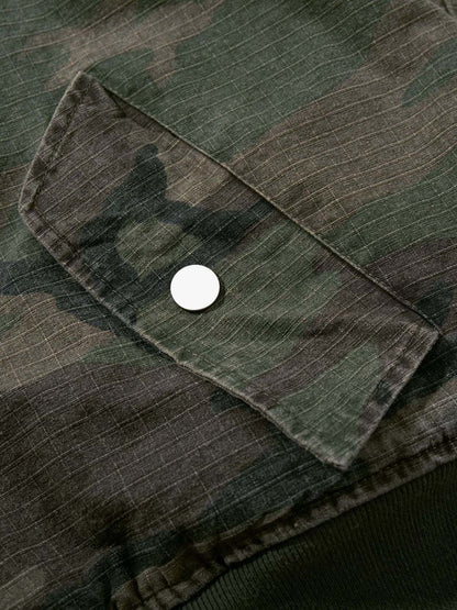 Camouflage Bomber Jacket with Detachable Hood - Perfect for Casual and Outdoor Adventures 