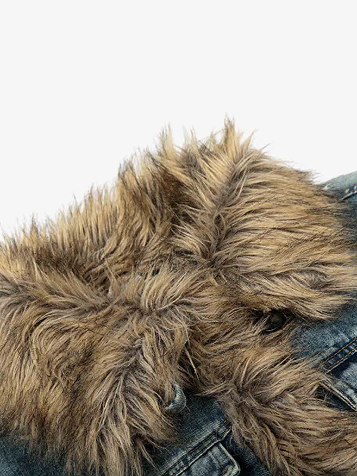 Stylish Denim Jacket with Faux Fur Trim for Men and Women - Perfect for Casual Outfits 