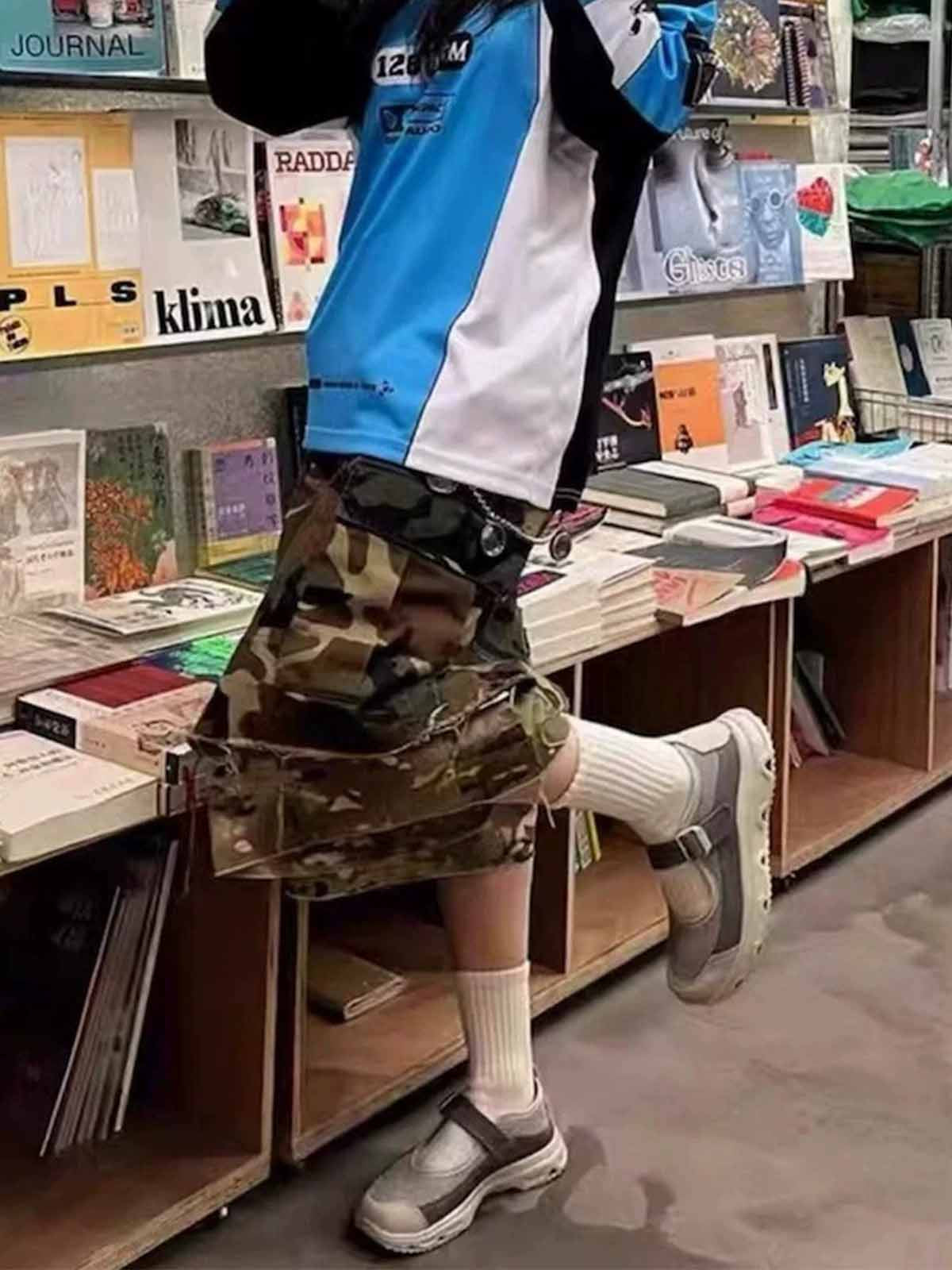 Cotton Camouflage Cargo Shorts for Men High Waist Baggy Streetwear Style with Pockets and Layered Hem Design 