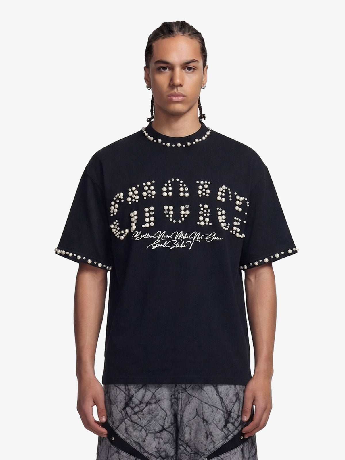 Elegant Pearl Embellished Oversized T Shirt