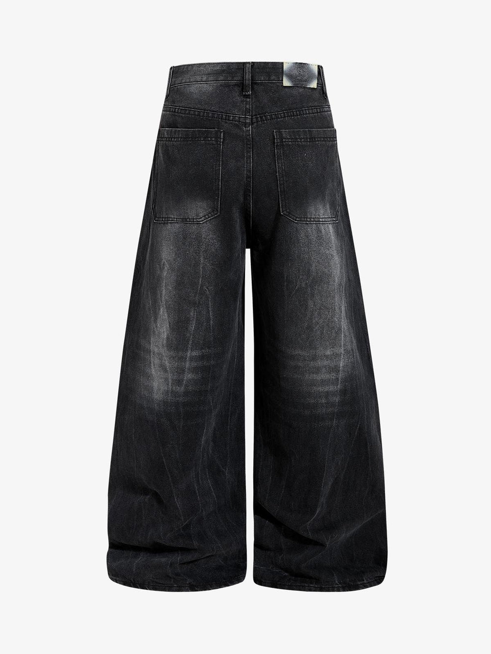 ブラックウォッシュ加工のワイドレッグクロップドデニムパンツ