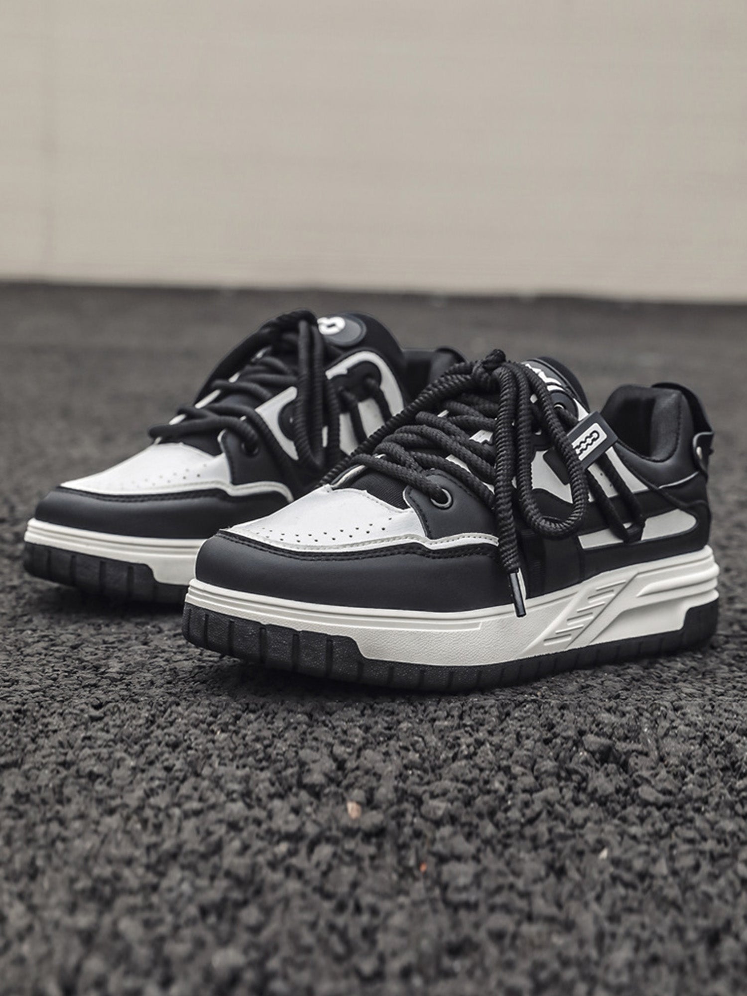 Versatile Design Hip-hop Thick-soled Sneakers