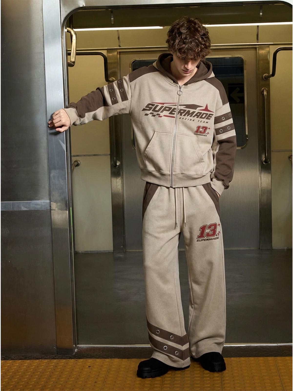 Contrast Panel Graphic Zip-Up Hoodie & Wide-Leg Sweatpants Set