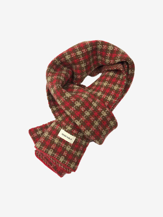 Striped Knit Scarf - Perfect for Casual and Festive Outfits 