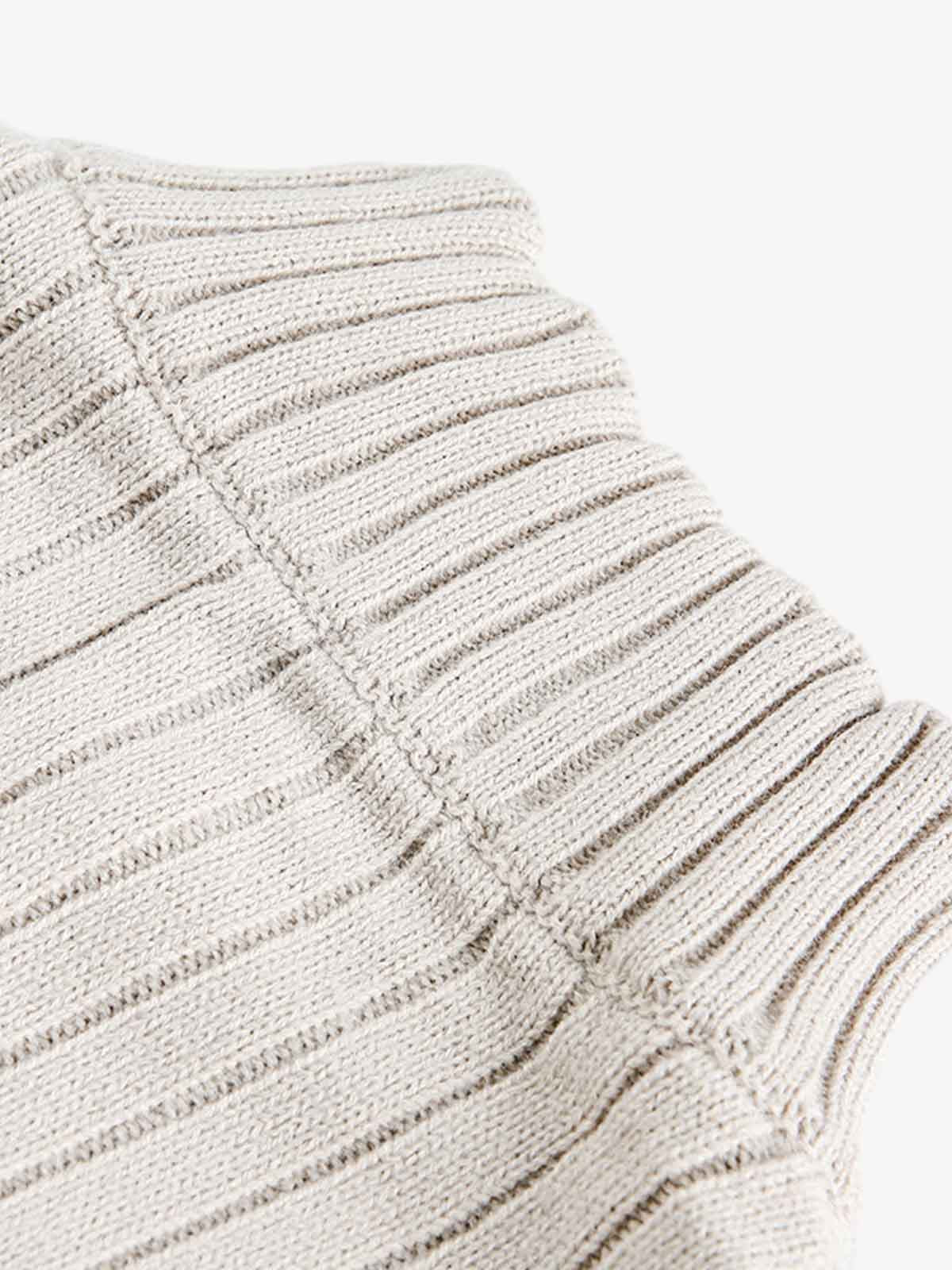 Stylish Graphic Zip-Up Sweater for Casual Wear 