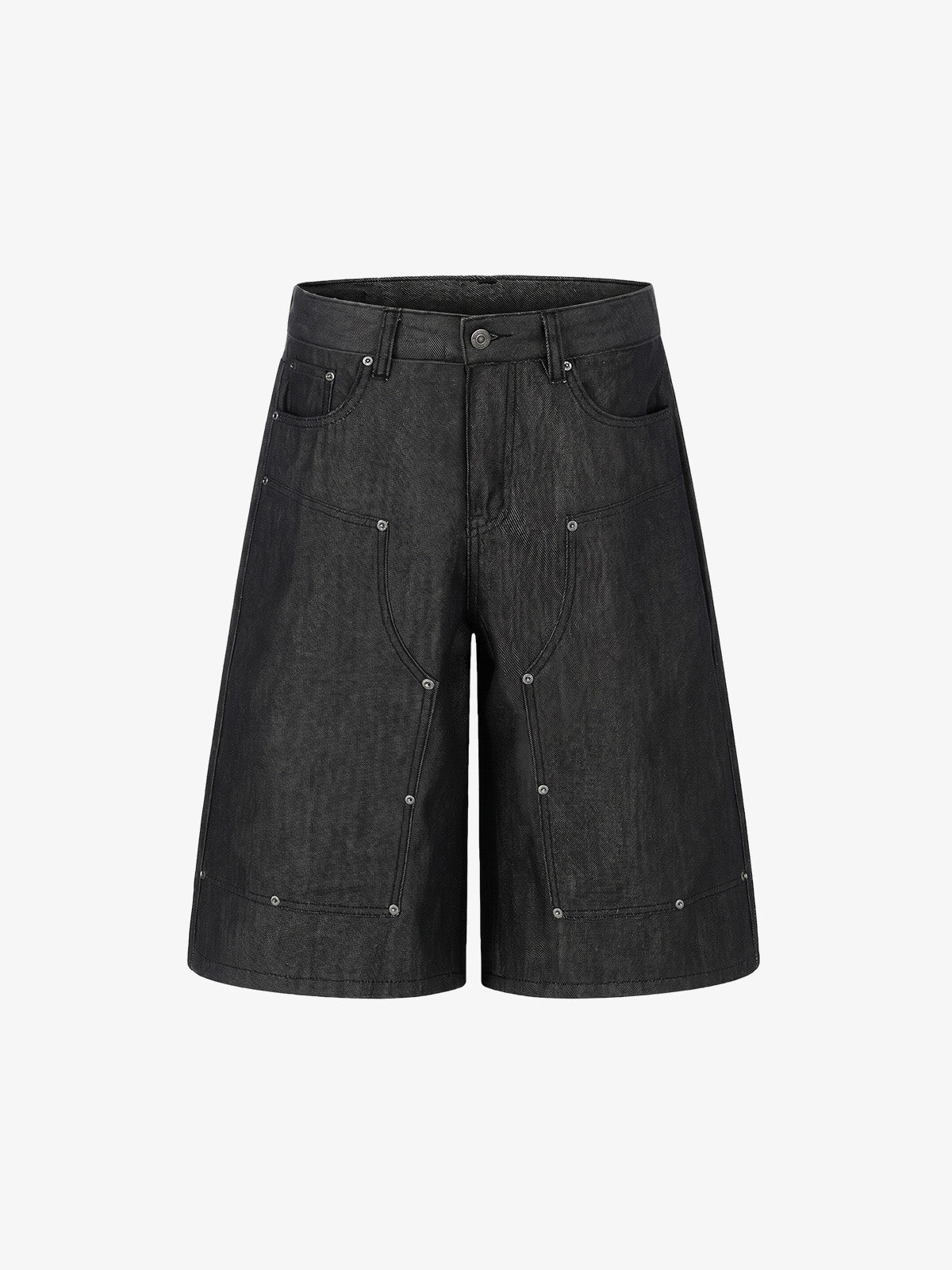 Pantalones cortos vaqueros con tachuelas y patchwork