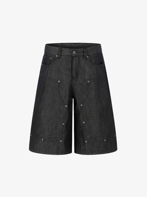 Pantalones cortos vaqueros con tachuelas y patchwork