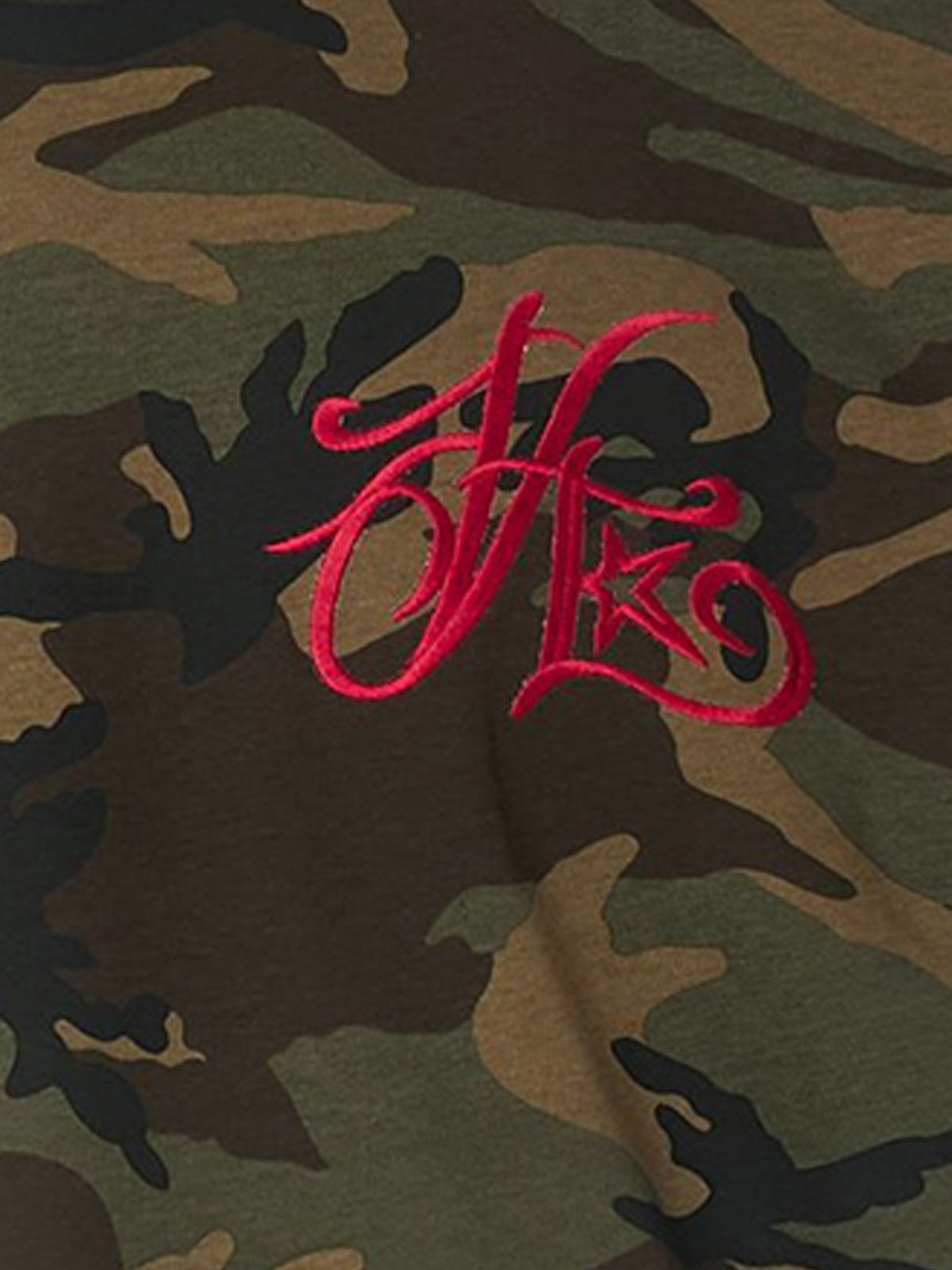 Camouflage Embroidered Letter T-shirt