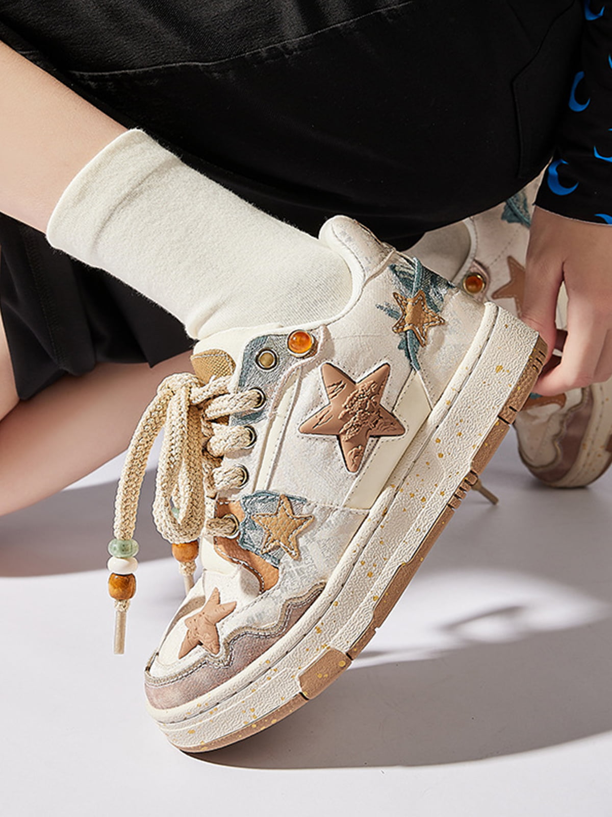 Star-Embellished Casual Sneakers for Everyday Wear 