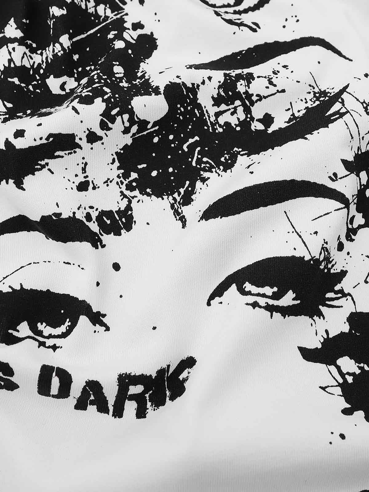 Langarmshirt mit dunklem Grafikprint