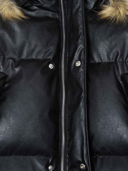 Edgy Spike-Embellished Sunglasses for Fashionistas 