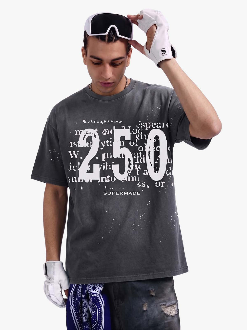 Newspaper Typo 250 Washed T-Shirt 