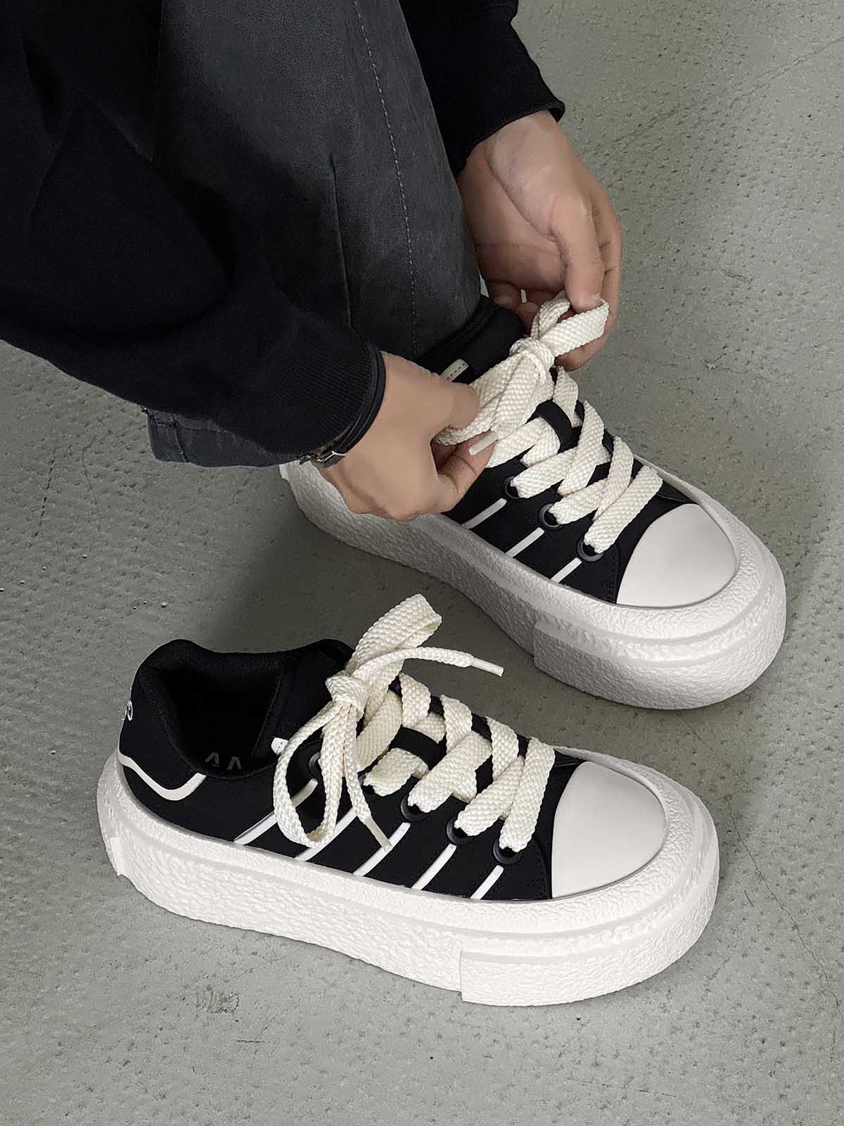 Hidden Height-Boosting Sneakers with Stylish Platform Design 