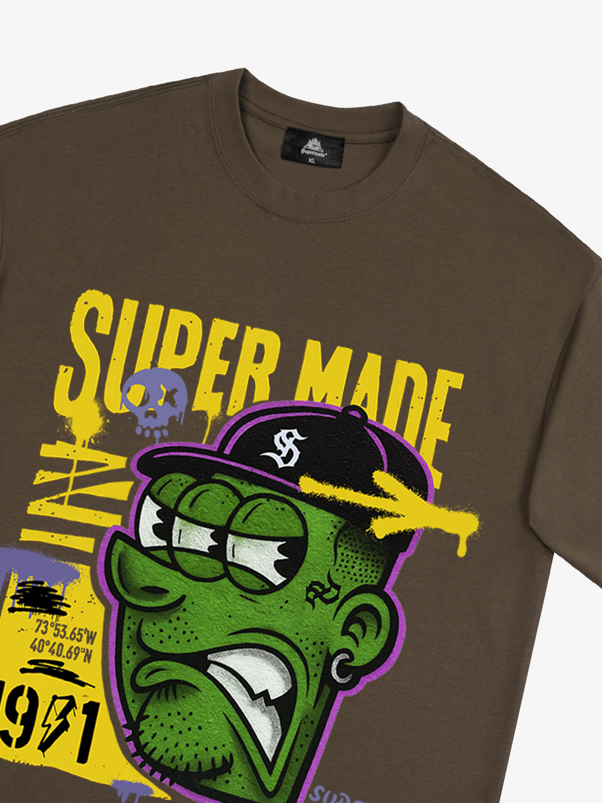 Graphic T-Shirt with Bold Monster Design for Streetwear Enthusiasts 