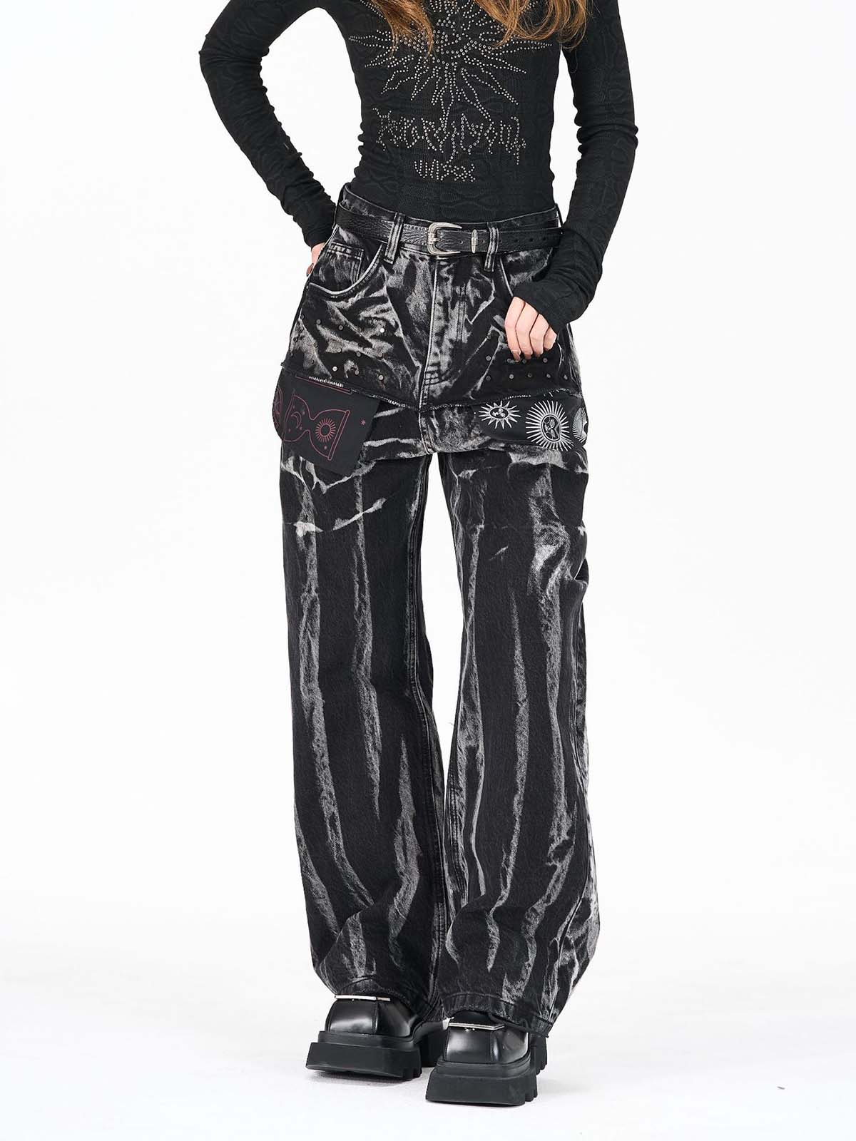 Washed Graphic Patch Baggy Jeans 