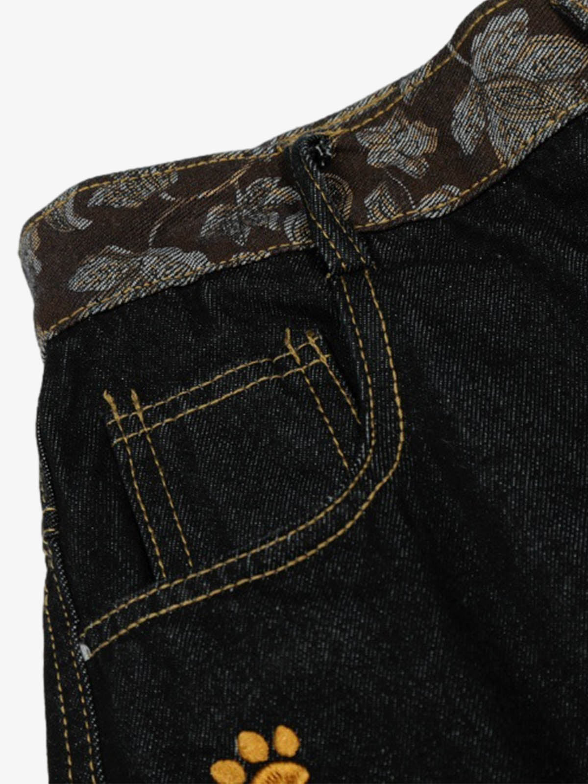 Star Embroidered Curved-Seam Jeans