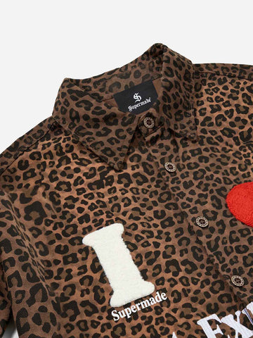 Kurzarmhemd mit Leopardenmuster