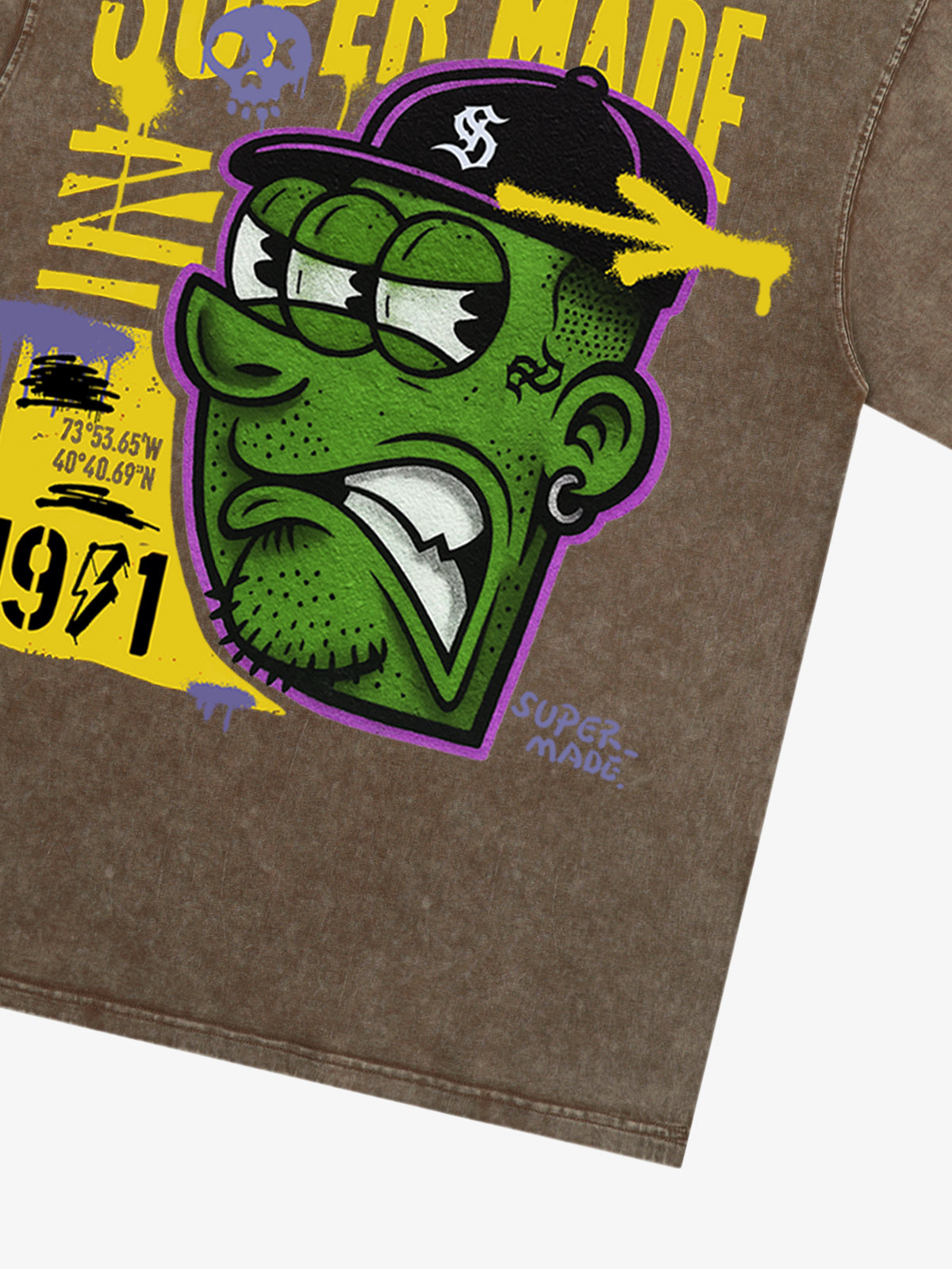 Graphic T-Shirt with Bold Monster Design for Streetwear Enthusiasts 