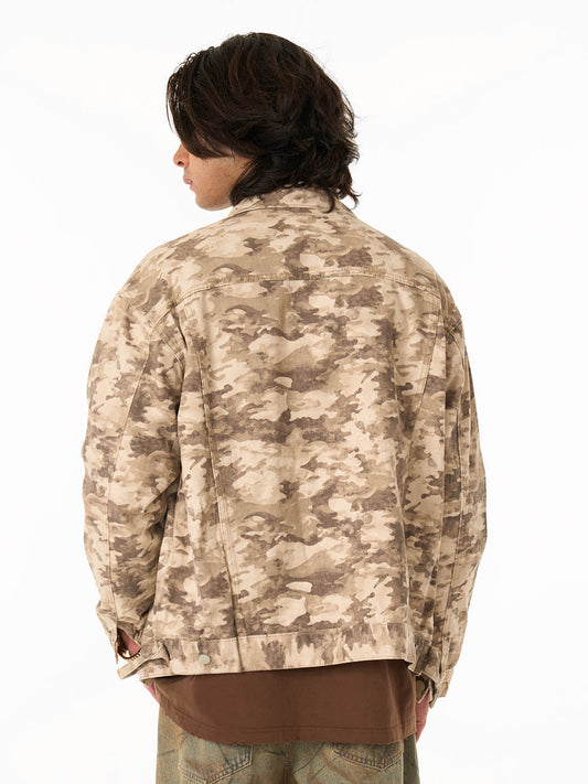 Camouflage Print Denim Jacket for Men - Stylish and Versatile Outerwear 