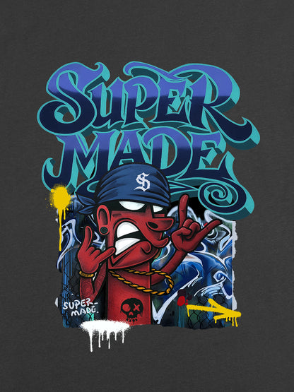 Bold Graphic T-Shirt for Streetwear Enthusiasts 