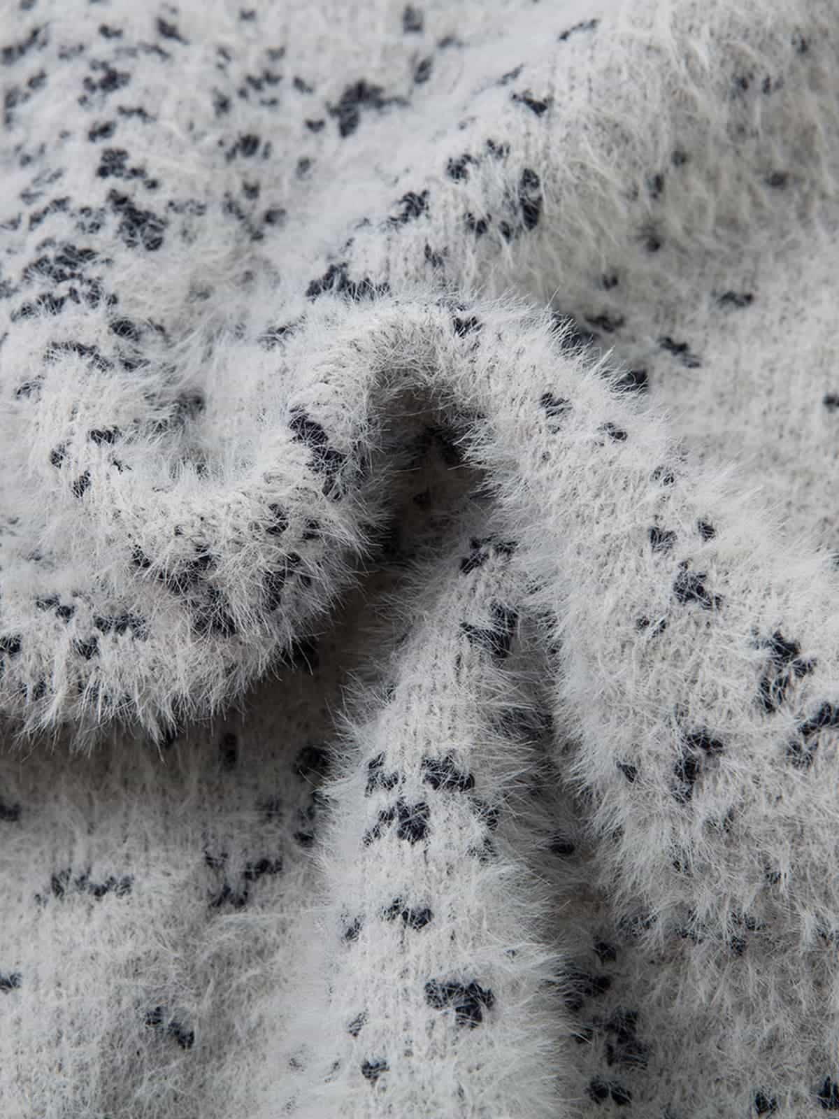 Stylish Speckled Knit Sweater with Embellished Buttons 