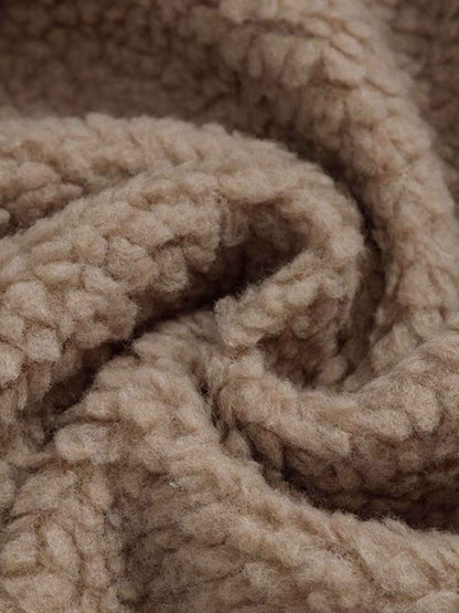 Camouflage Pattern Hoodie for Casual and Outdoor Use 