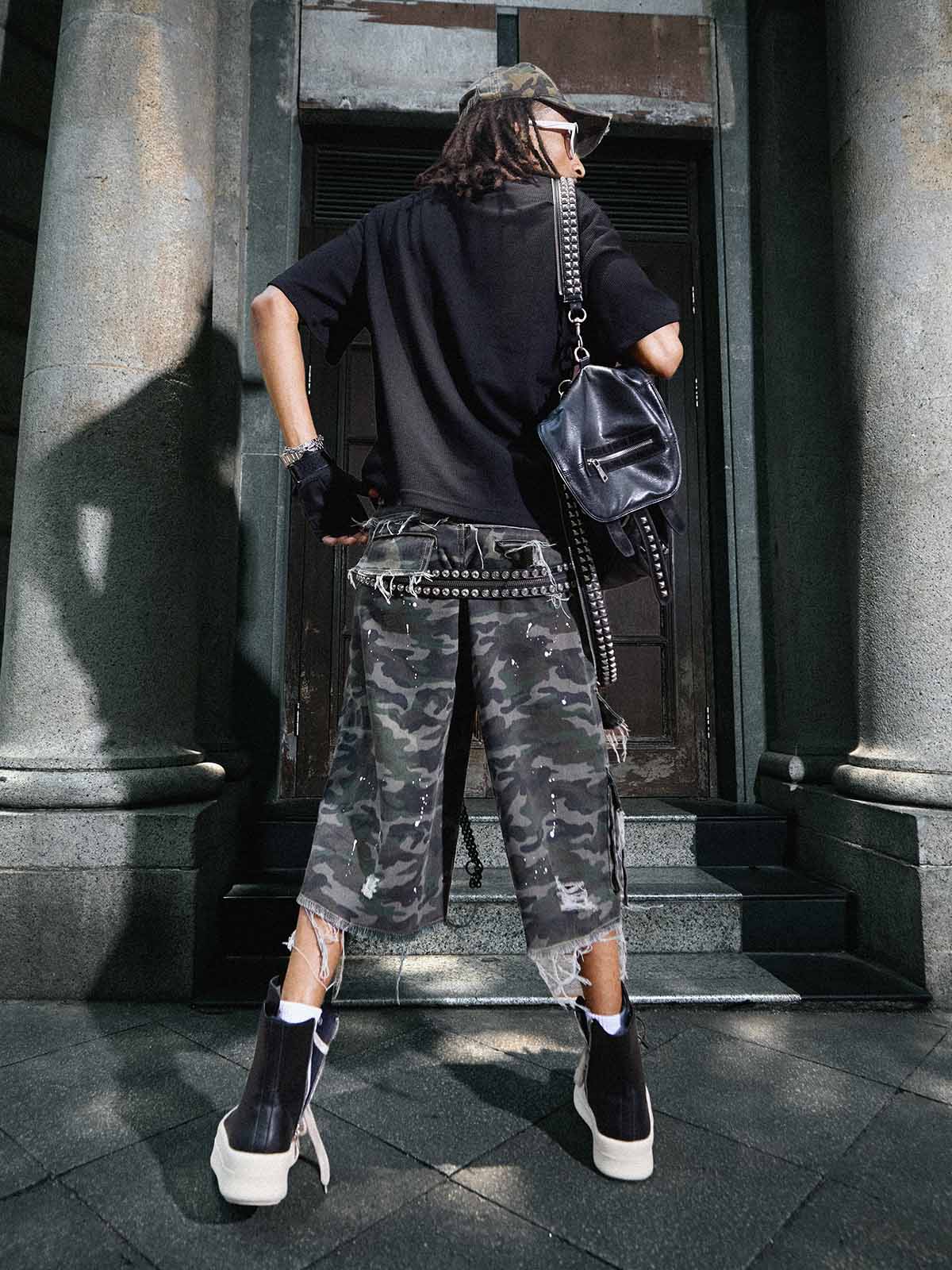 Camiseta con estampado gráfico de ojo y letras de punto gofrado